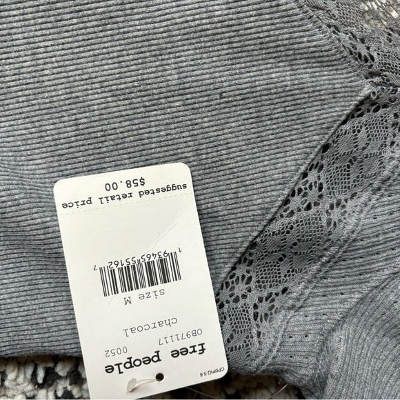 Free People NWT Women's Sweetheart Top - Picture 2 of 4